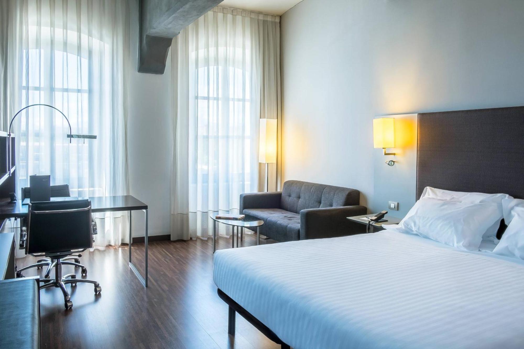 Ac Hotel Torino By Marriott Exterior foto